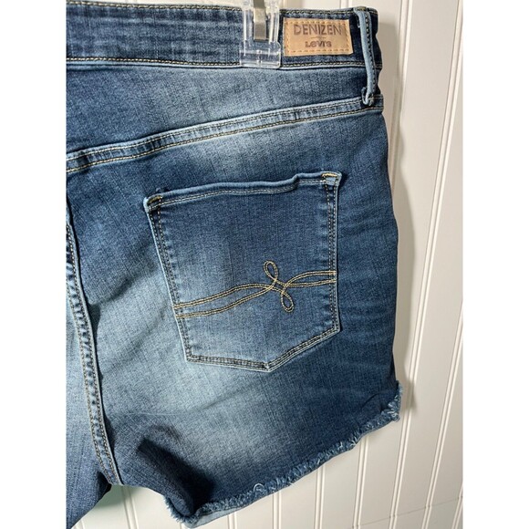 Levi's Blue Jean Shorts for Women - 16 - Picture 6 of 7
